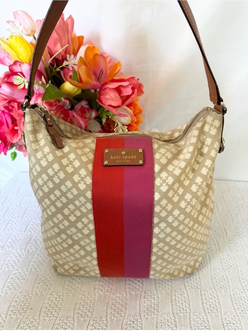 Kate Spade Mona EUC vintage logo shoulder bag